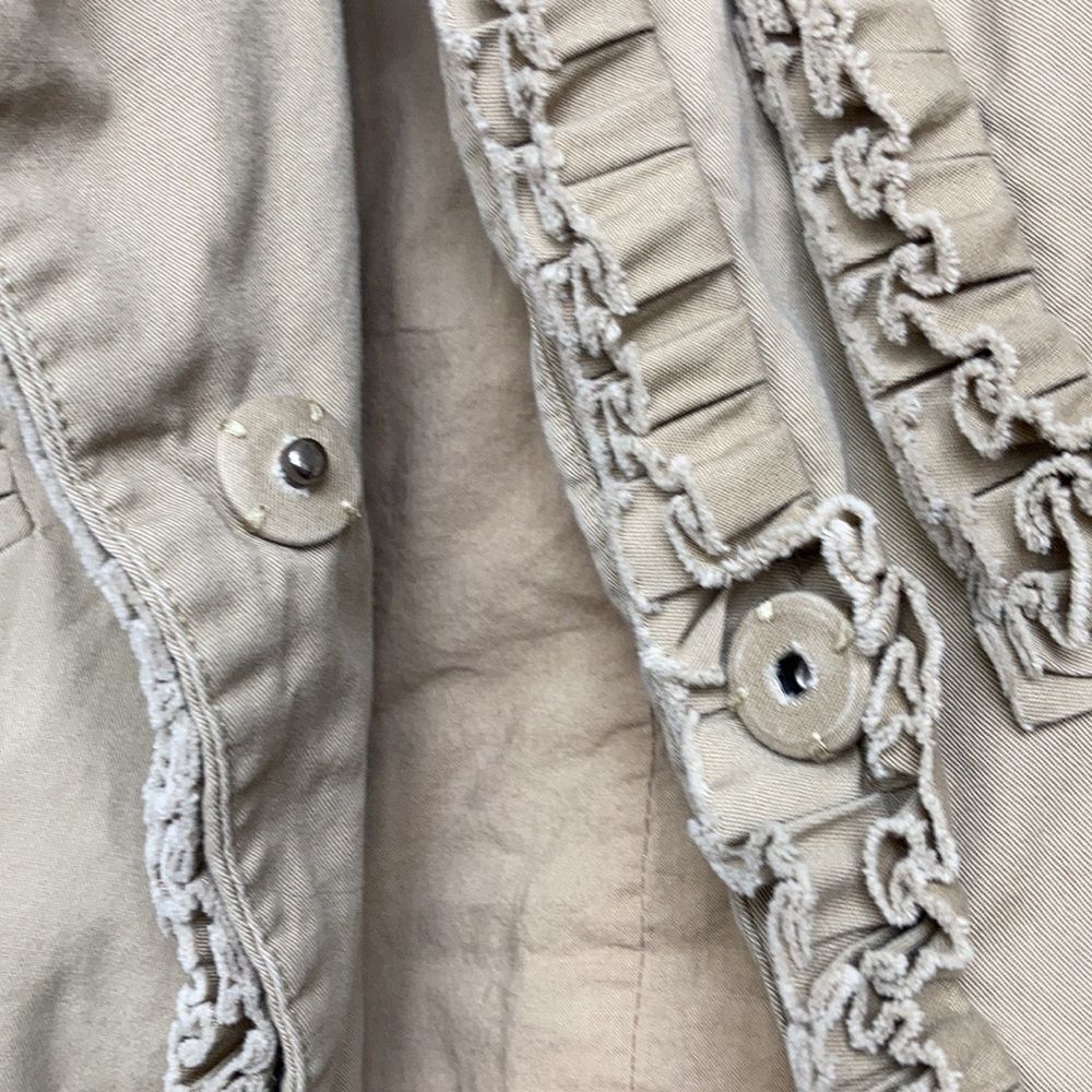 Anthropology short fitted cotton jacket ruffles on front - Picture 4 of 5